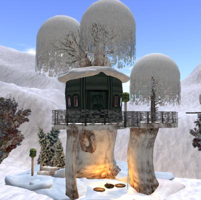 verschneites Winter Baumhaus